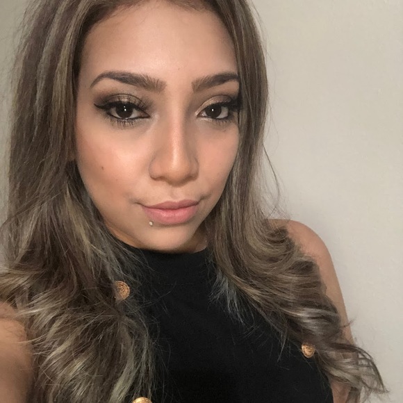 Meet the Posher Other - Meet your Posher, Melissa